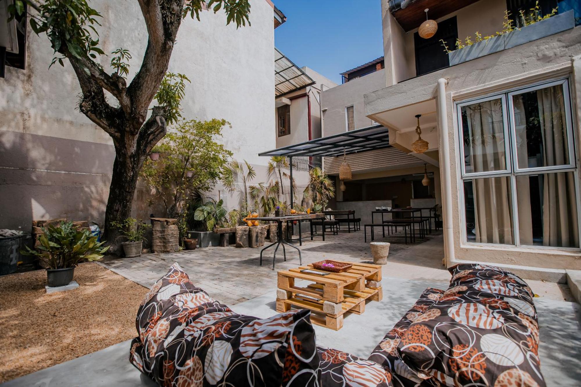 Drop Hostel
